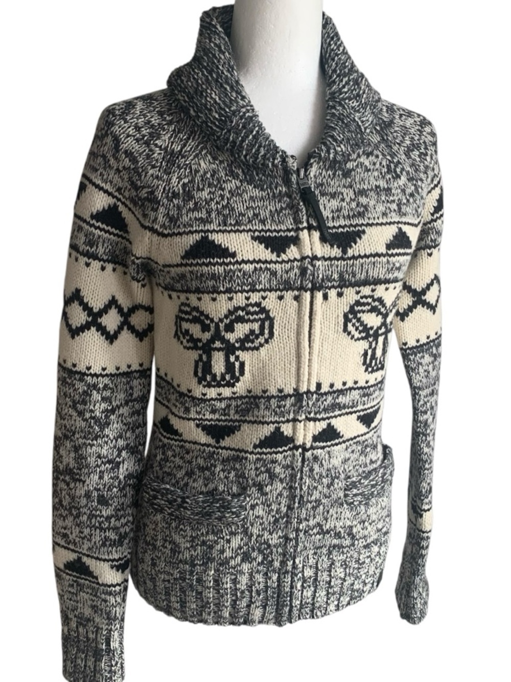 Aritzia TNA Sweater Sea to Sky Lambs Wool Cowichan Zip Jacket Ivory SaltPepper M